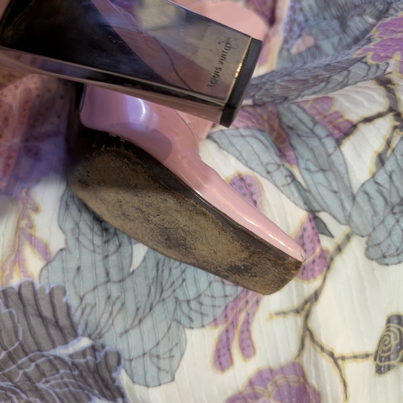 Louis Vuitton Glossy Pink Heeled Boots - Picture 13 of 16